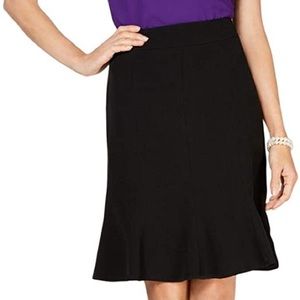 Emma James a Liz Claiborne Co, Pleated Stretch Crepe Flare Skirt '